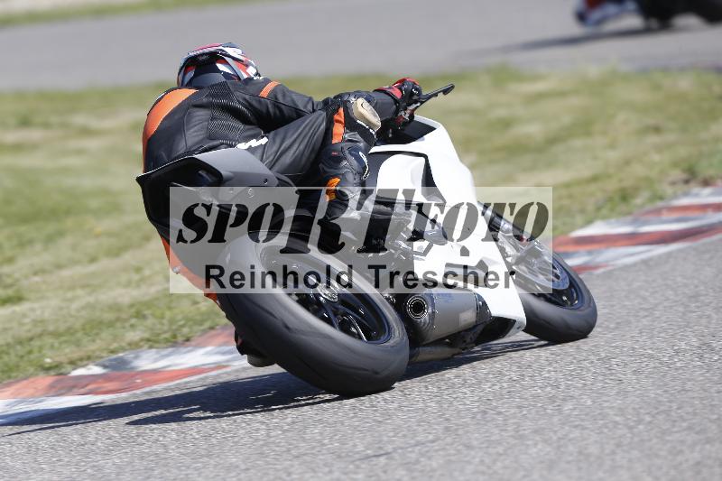 /13 01.05.2025 Speer Racing ADR/Gruppe gelb/110